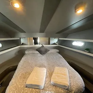 adelaida-yatch.topbarcelonahotels.com/