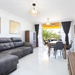 Clara Apartment
