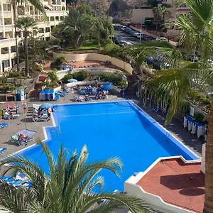Castle Harbour Studio Pool View Apartment